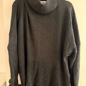 Gray Turtleneck Men's Sweater - Lyra